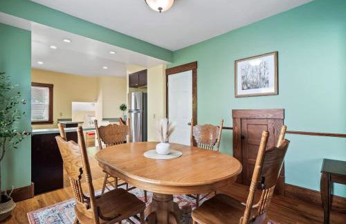 Historic District w Fully Stocked Kitchen and Sleeps 6 - Foto 11