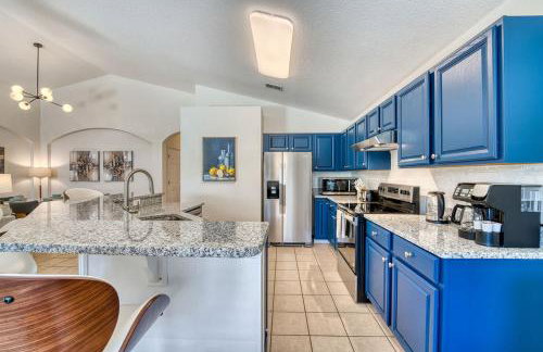 Private Pool Getaway Near Theme Parks - Foto 55