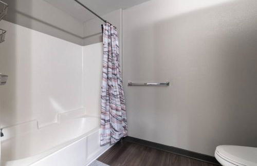 Private, Modern Luxury 2 Bd/ 2 Ba - Foto 8