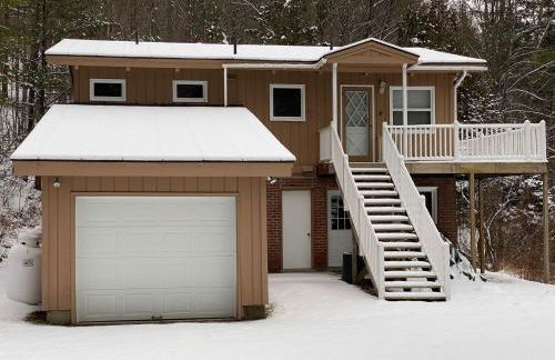 Silver Spring Chalet Brought to you by GetAway Vacations - Foto 32