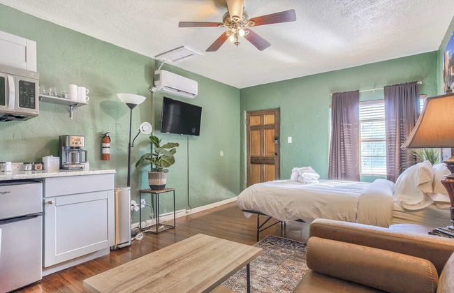 1BD Suiteclose to Red Rocksdogs Welcome! - Photo 2