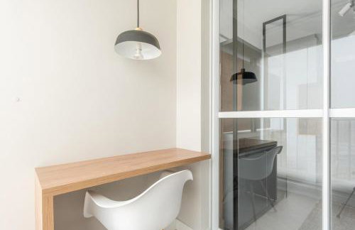 Studio Decorado Moderno ao lado Metrô Giovanni com Varanda - Acomoda até 4 pessoas - Foto 14