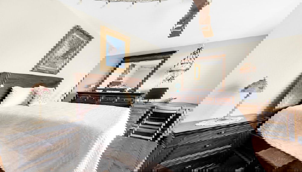 Tristan Towers Unit 1E - Foto 1, Habitación