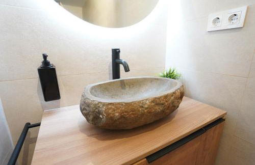 Apartasuites Royal Zahara, Máximo confort con vistas al mar - Photo 61