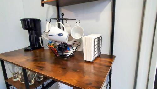 Cozy Bungalow 10 Min to DTWN CLE - Foto 2