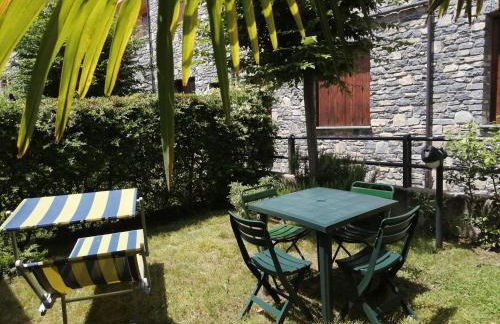 Between mountains and lake - Foto 26