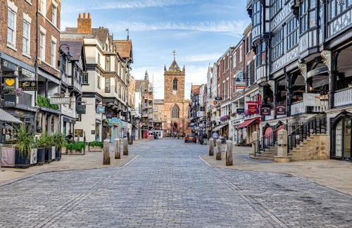 *NEW* Little Pyecroft House, Chester - Photo 58