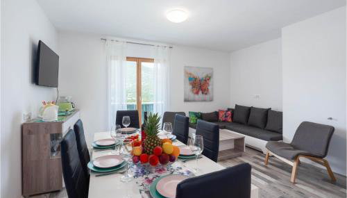 Beautiful Home In Kostanje With Wifi - Foto 2