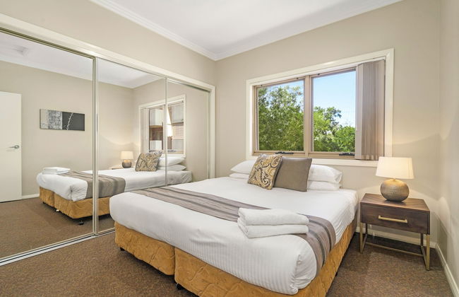 Newcastle Short Stay Apartments - Birmingham Garden Townhouses - Photo 6