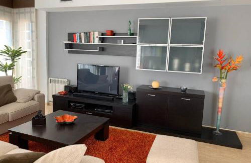 Apartamento Miramar . Amplitud y Comodidad - Foto 9