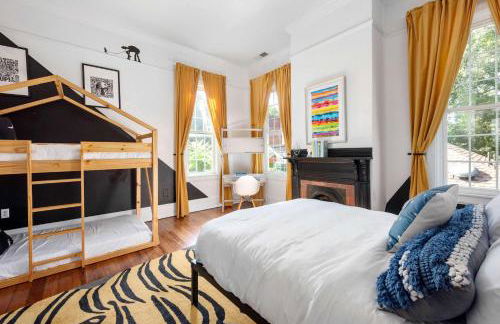 Grand Damn - Photo 34