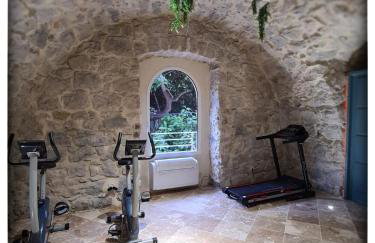 Le Vallaya Suites & Spa - Photo 68
