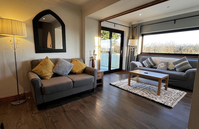 Detached 3 Bed Cottage, Mountain Views- Pets, Wifi - Photo 10