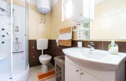 Babara beautiful setting right on beach with modern facilities - Foto 7