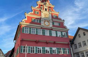 SecondHome Stuttgart - Moderne große Wohnungen nahe der hist Altstadt von Esslingen aN - versch Größen 8 - 11 - 19 Betten - Foto 44
