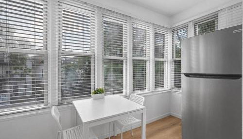 Shadyside, Central !5 Stylish and Bright Studio With Free Parking - Foto 5