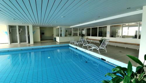 Fewo "Sonnenwinkel" C37 mit Südbalkon im Haus Feldbergblick, Lenzkirch, Innenpool, Sauna - Foto 2