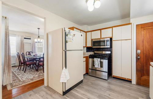 Family Retreat Near NYC w/ Parking & Views - Foto 28