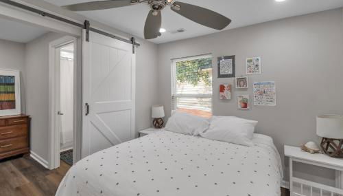 Charming Pet Friendly Concord Retreat home - Foto 4