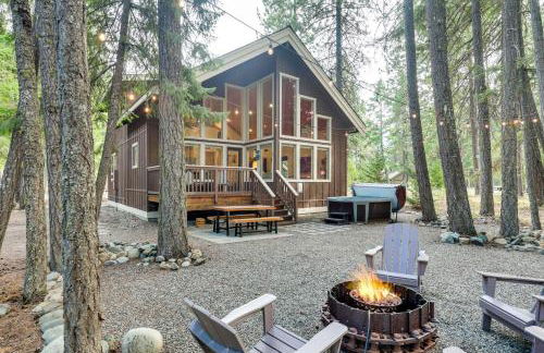 Hot Tub and Game Room Ronald Retreat 2 Mi to Lake! - Foto 1