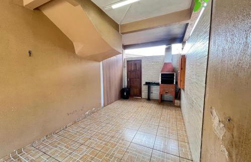 Amplo apartamento, acesso fácil ao Centro e Shopping - Foto 2