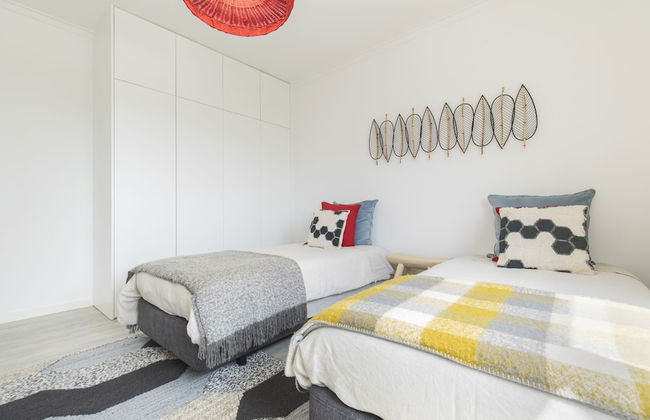 Luxurious Seaview Apartment in Estoril - Photo 6