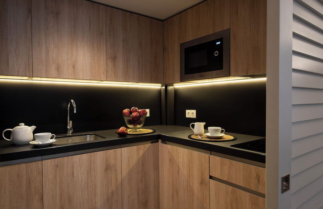 Casa de Triana Luxury Suites by Casa del Poeta - Photo 22