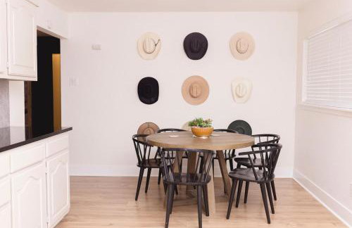 The Rodeo House - Near Rodeo Arena - Photo 12