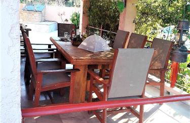 Villa Ioanneta - Close to sea, private parking, pet-friendly - Photo 4