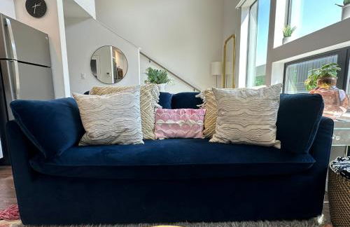 Austin Stylish Studio - Foto 49