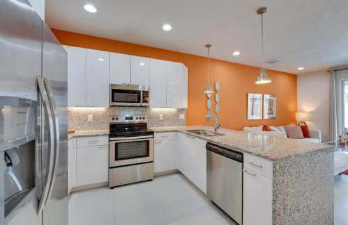 Townhome with Lanai about 9 Mi to Disney! - Foto 9