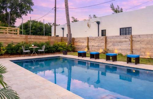 Serene WPB Escape Pool Near Beach - Foto 1