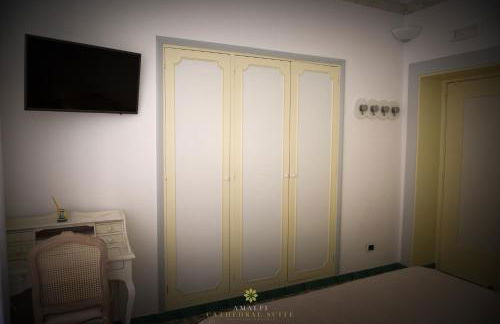 Amalfi Cathedral Suite - Photo 21
