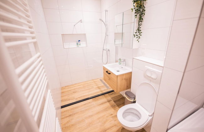 Souterrain 2BR Serviced Apartment - Photo 58