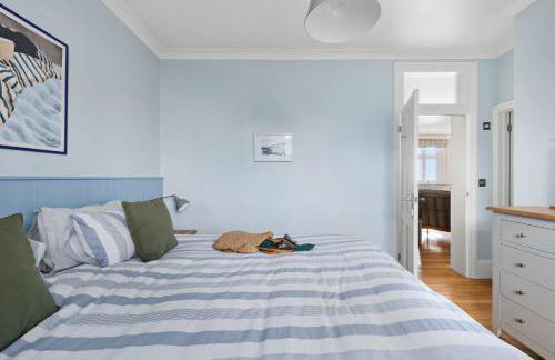 1 The Old Signal House, Penlee Point - Amazing views - Woodburner - Wi-Fi - Photo 8