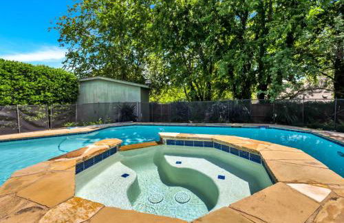 Heated Pool PoolTable HotTub Sleeps 16 Renovated - Foto 53