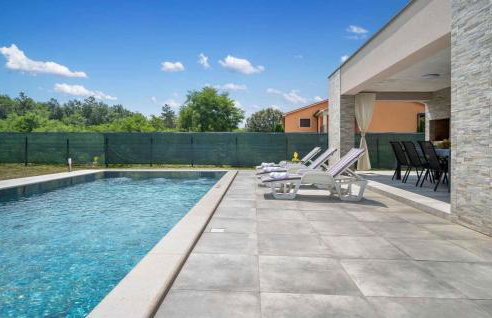 3 Bedroom Lovely Home In Santalezi - Foto 2