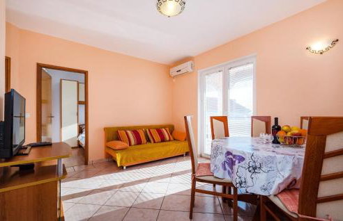 Gorgeous Apartment In Rtina With Wifi - Photo 3