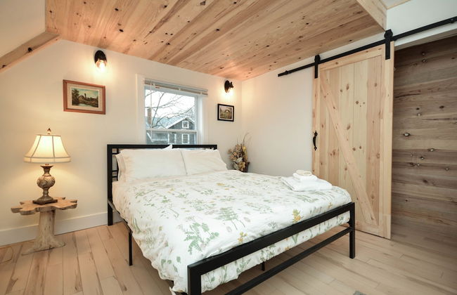 M. Hooper Downtown Luxury - Photo 9