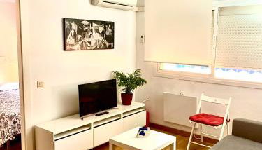 Ana's Apartment parking gratuito - Foto 2