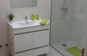 TMB (Train / Metro& Bus ) Oporto Station House - Foto 26