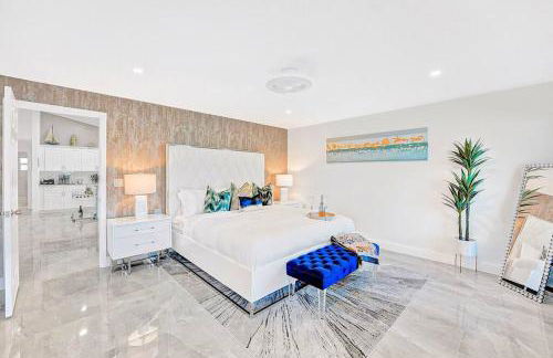 Glamorous Newly Built Pool Home, Tiki Hut, Huge Patio, Air Hockey in Delray Beach Near The Ave! - Foto 6