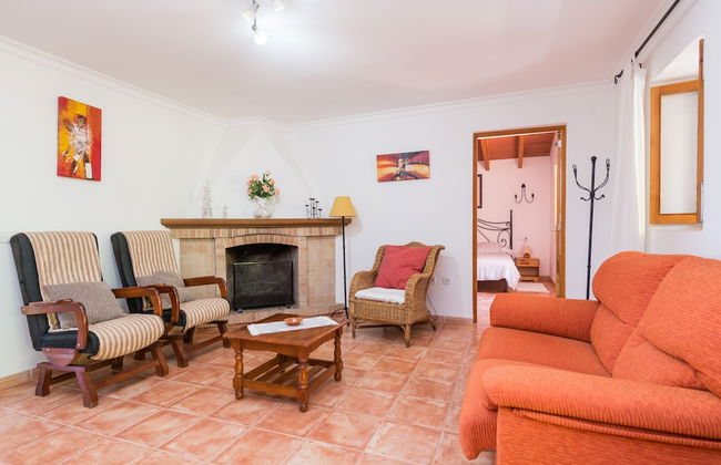 Ca Na Barbara in Santa Maria del Cam - Photo 18