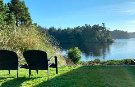 The Redwood Guesthouse at the Floras Lake Getaway - Foto 38