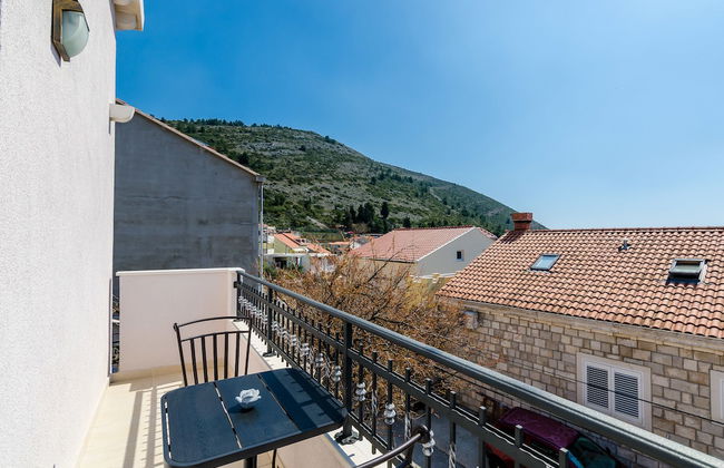 Apartments Life - Photo 63