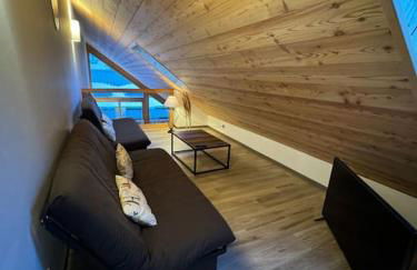 APT lumineux 8 à 13 pers, au pied des pistes - Photo 12