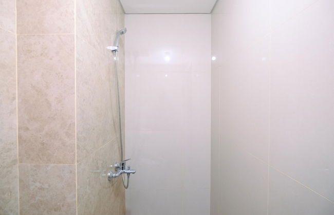 Modern And Comfy Studio At Transpark Cibubur Apartment - Foto 12