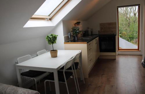 The Loft at Rock Cottage with hot tub - Foto 20