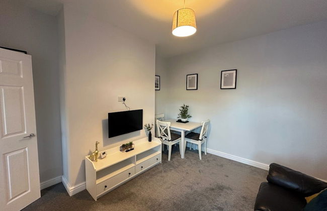 Storey Apartment - Downstairs 2bed Flat - Foto 14