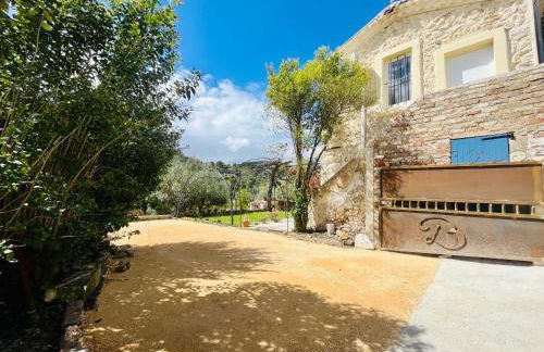 Le domaine des Oliviers ALES Piscine Jacuzzi Sauna - Foto 59